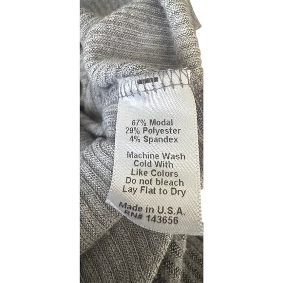 Joah Brown Brooklyn Cropped Turtleneck Ribbed Modal Sweater One Size Thumbholes - Picture 7 of 7